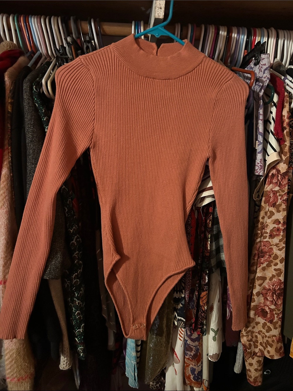 Ribbed Long-Sleeve Mock Neck Bodysuit - Rust opens up in back